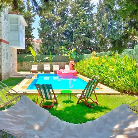 レ ヴァン アラカティ オテル * Çeşme