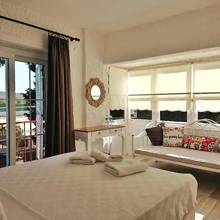 Le Vent Alacati Bed & Breakfast